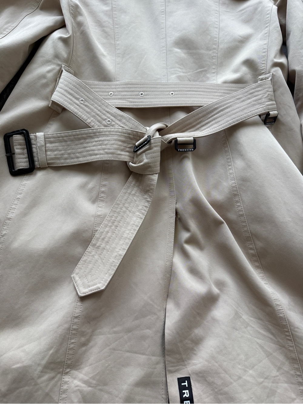 TRENCH LONDON Queen Classic Trench Coat (Stone/Black/Gold) - Picture 10 of 16